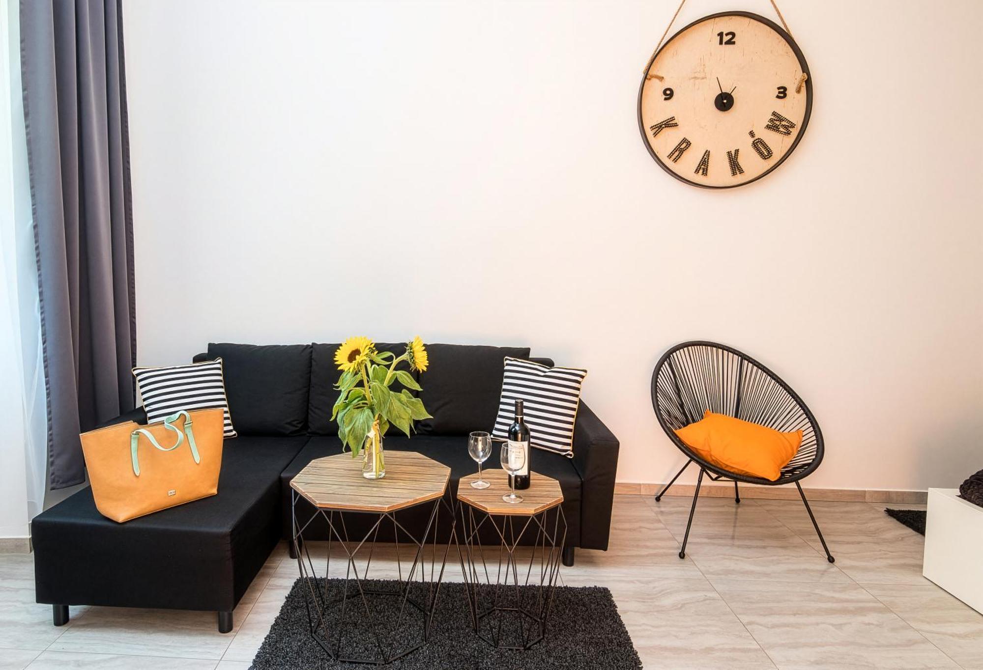 Cracow Best Location Apartment With Garden By Cozyplace — Zdjęcia 1